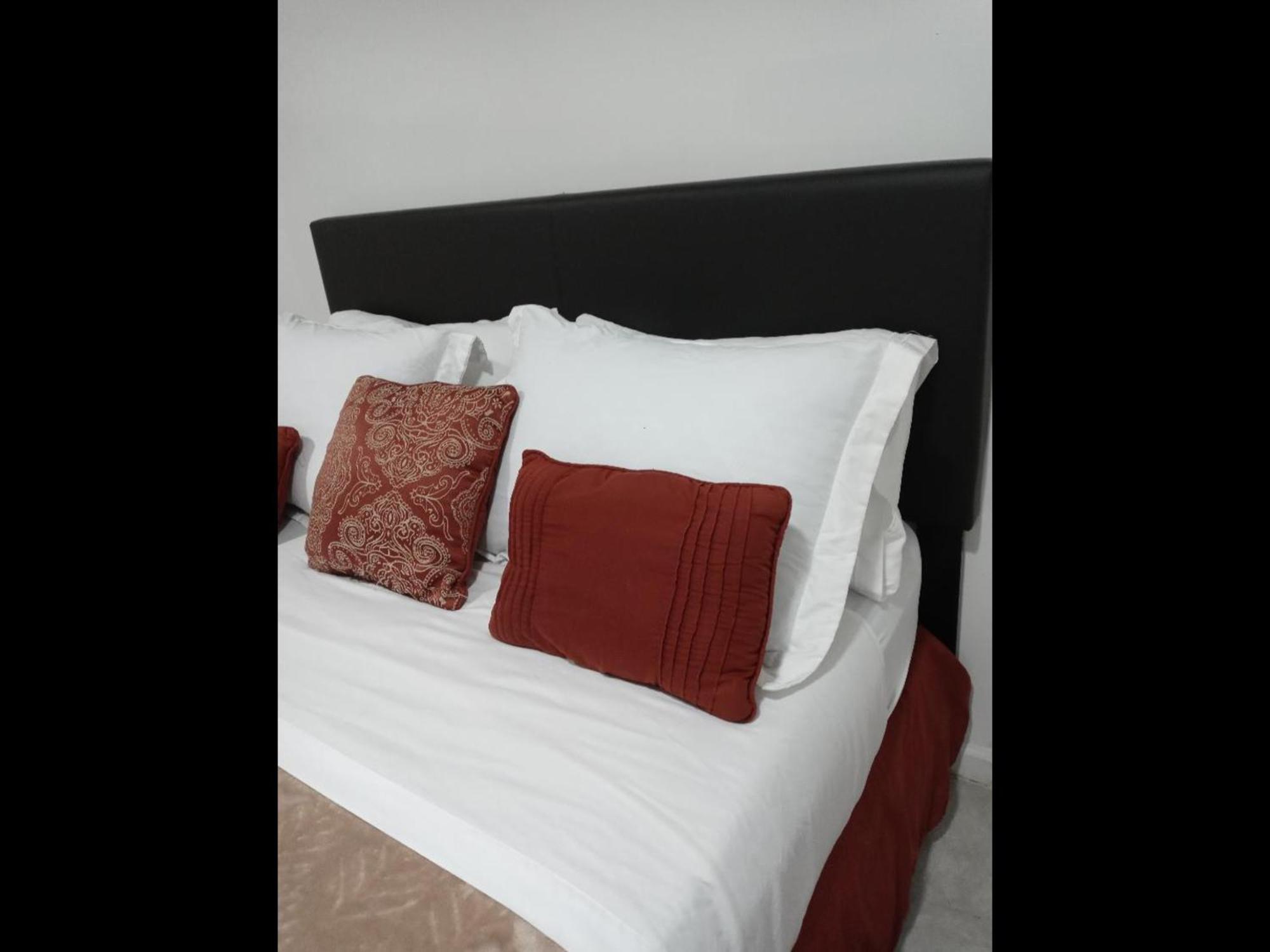 Appartamento "Cozy Basement Retreat Just 40 Minutes To Nyc!" Irvington Esterno foto