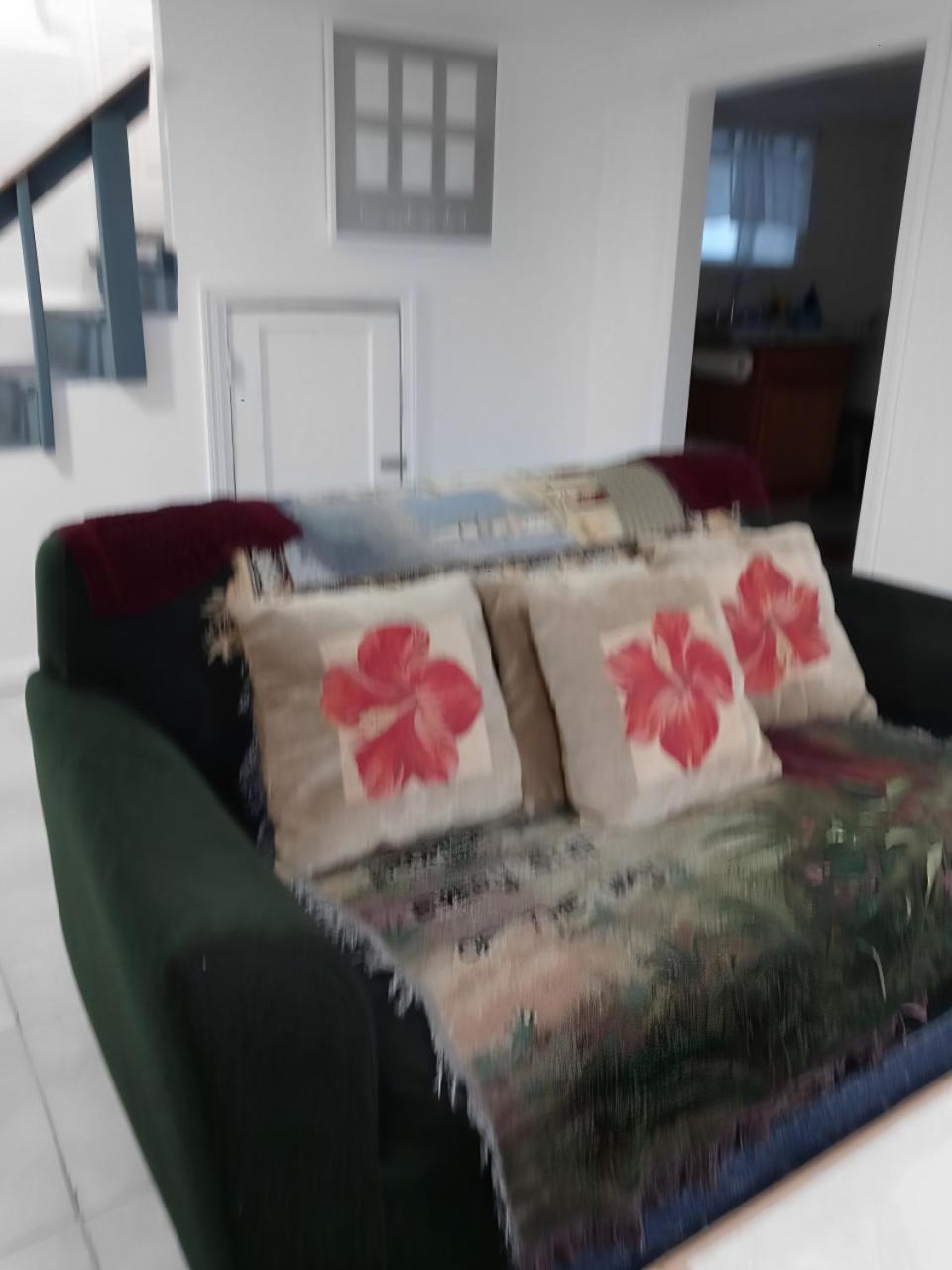 Appartamento "Cozy Basement Retreat Just 40 Minutes To Nyc!" Irvington Esterno foto